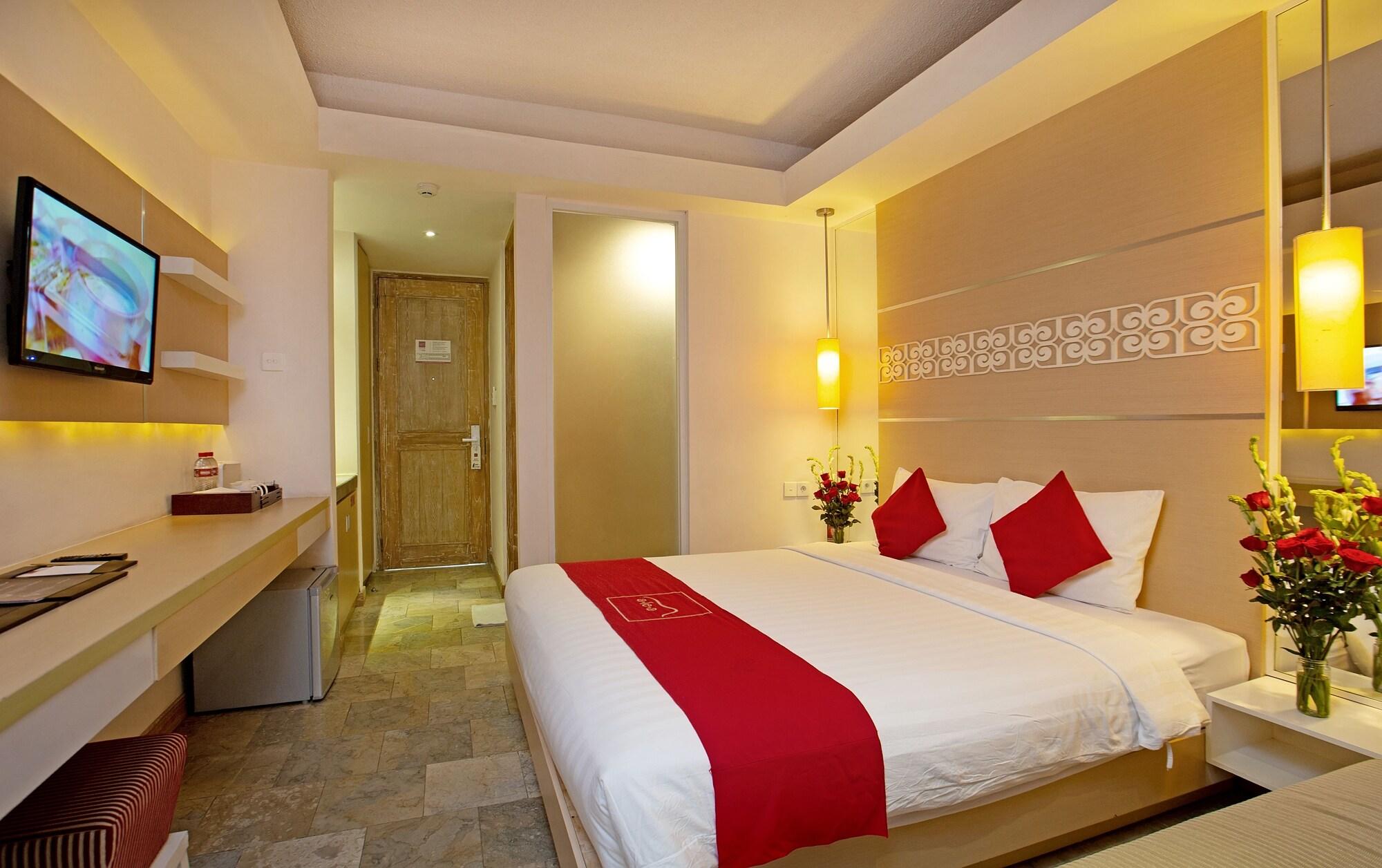 ดิ เอเลีย โฮเต็ล ชมินญะก์ Hotel เซมินยัค ภายนอก รูปภาพ
