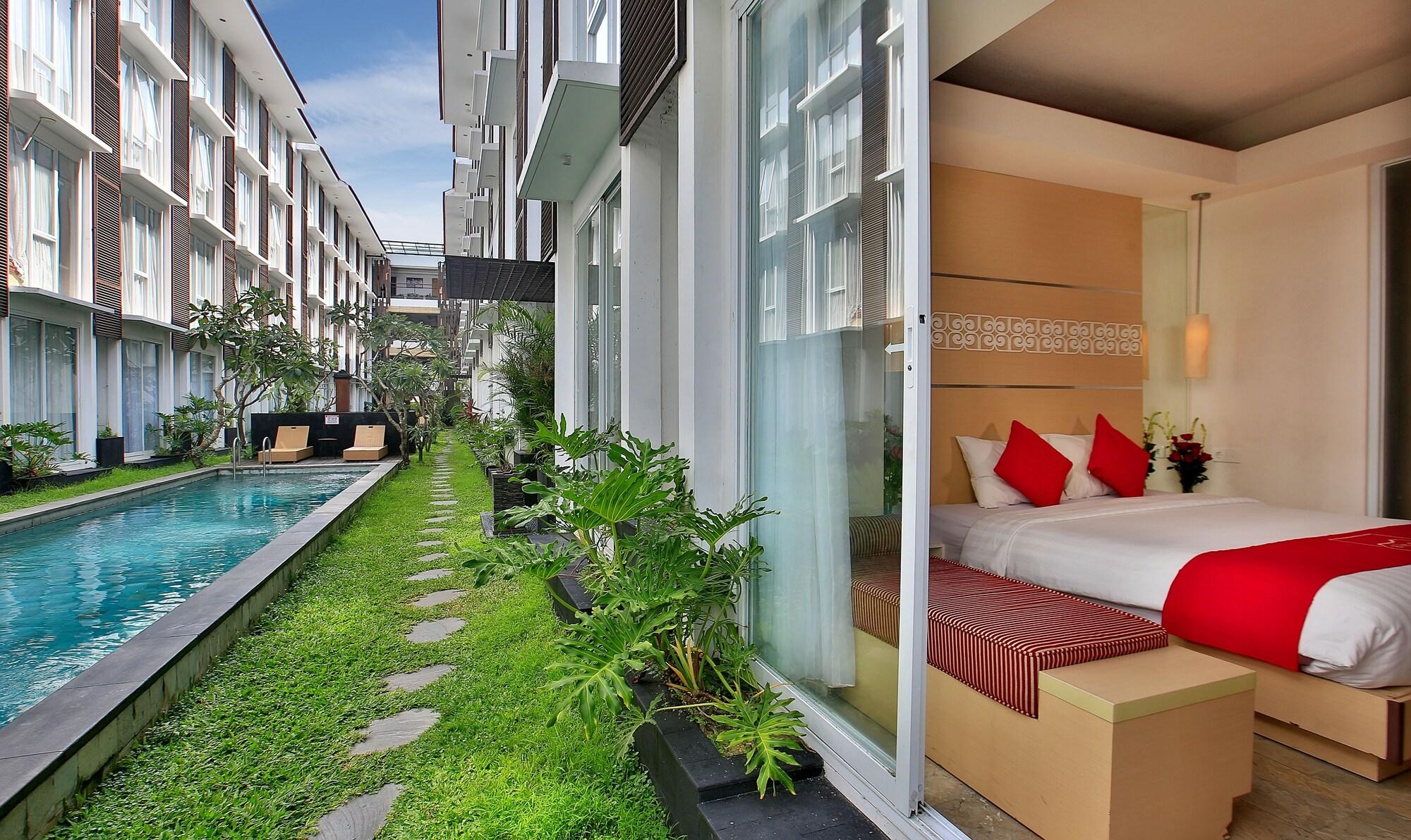 ดิ เอเลีย โฮเต็ล ชมินญะก์ Hotel เซมินยัค ภายนอก รูปภาพ