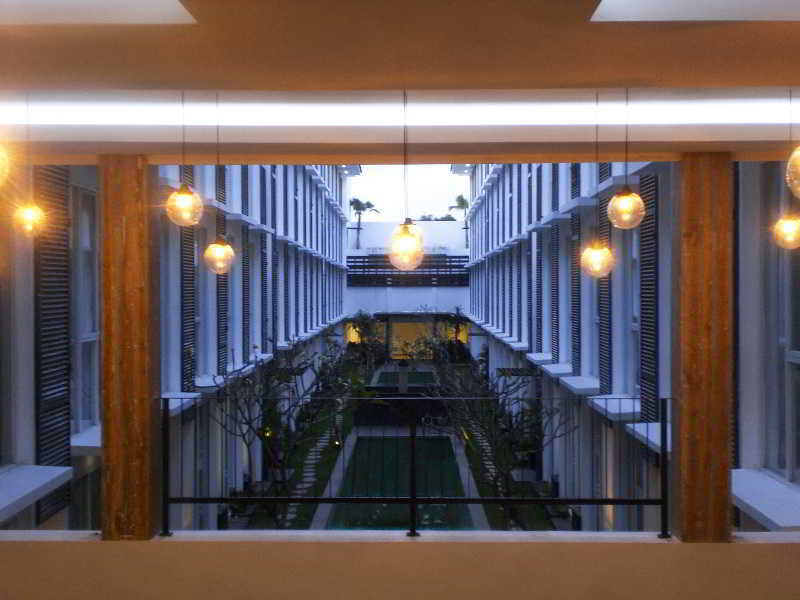 ดิ เอเลีย โฮเต็ล ชมินญะก์ Hotel เซมินยัค ภายนอก รูปภาพ